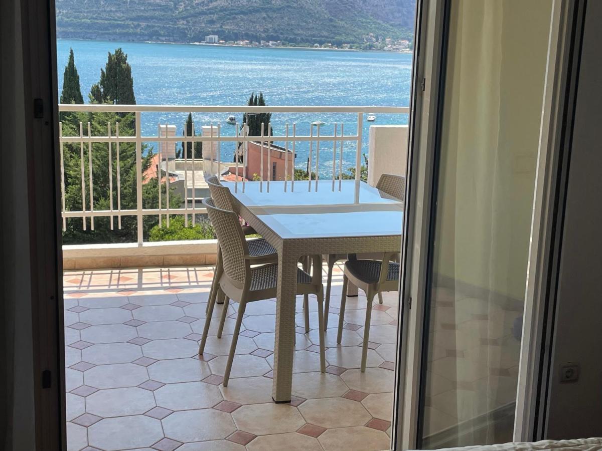 Apartment Topla Herceg Novi Exterior foto