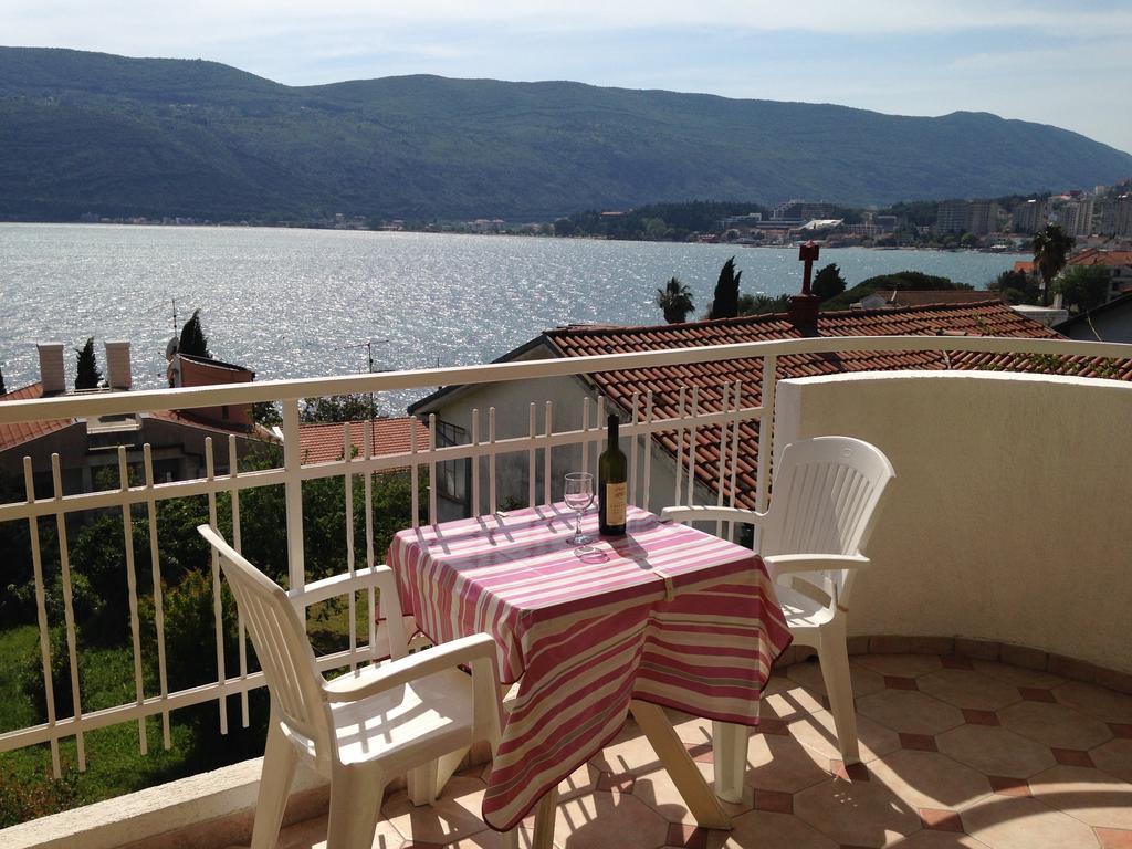 Apartment Topla Herceg Novi Exterior foto